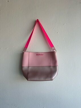 Juicy Couture Pink Shoulder Bag Logo Y2K Style Faux Leather Hot Pink Strap